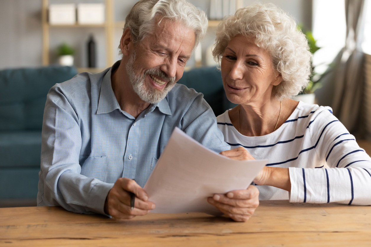 happy-couple-financial-couple